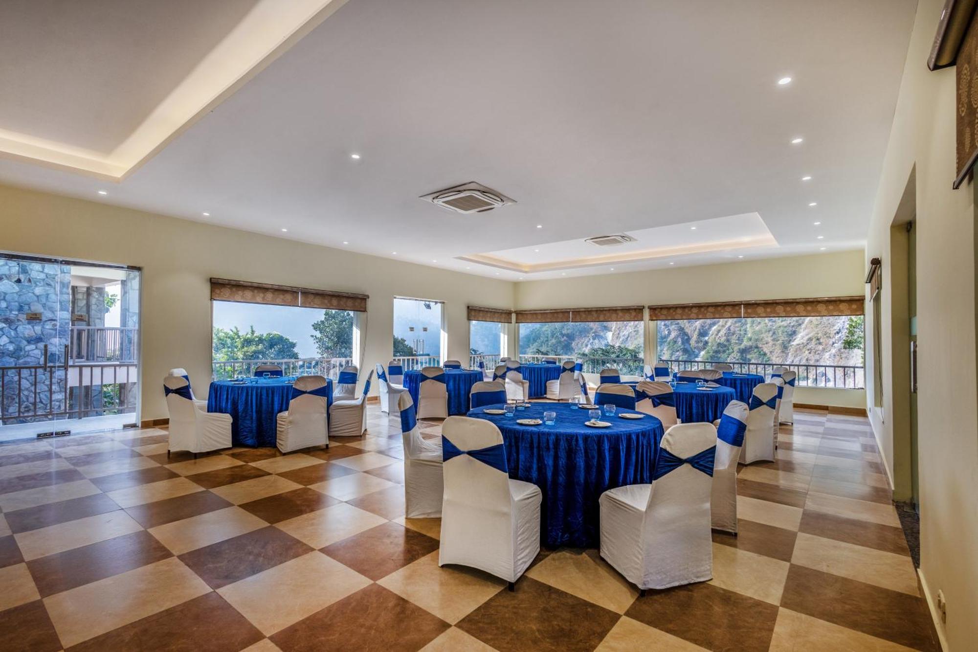Sterling Corbett Garjia Exterior foto