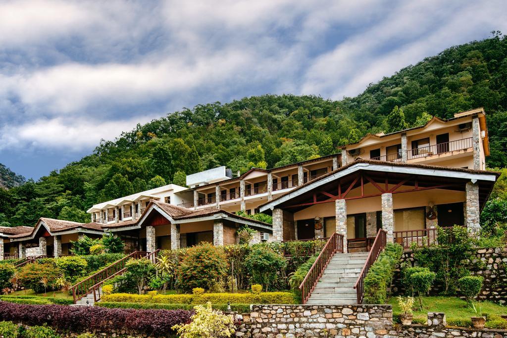 Sterling Corbett Garjia Exterior foto
